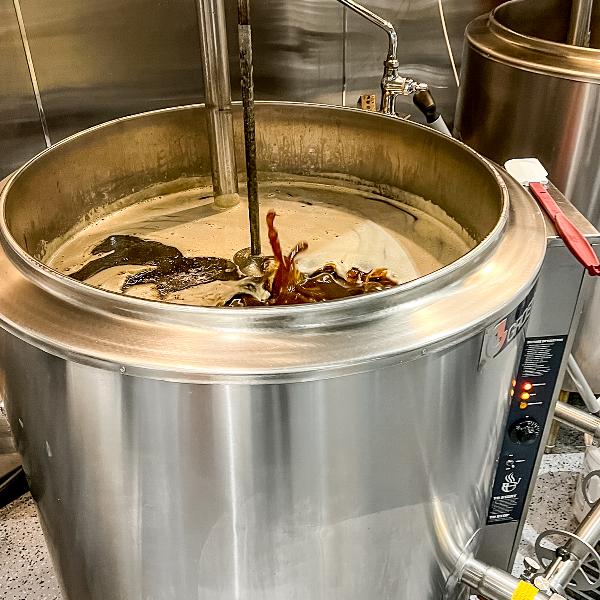 machine stirring syrup